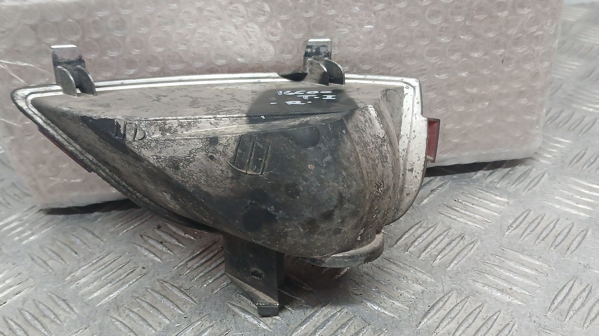 Piloto Trasero Izquierdo Paragolpes para Renault Laguna Iii (Bt0/1)