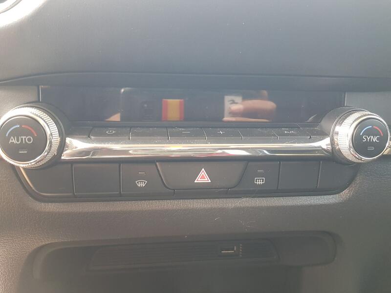 Mando Climatizador para Mazda Cx-30 (Dm)