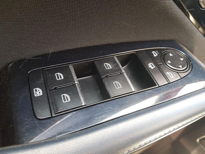 Mando Elevalunas Delantero Izquierdo para Mazda Cx-30 (Dm)