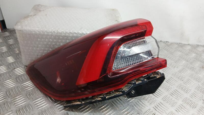 Piloto Trasero Izquierdo Exterior para Ford Kuga Iii (Dfk)