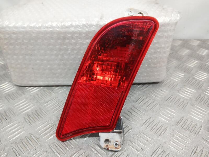 Piloto Trasero Izquierdo Paragolpes para Ford Kuga Iii (Dfk)