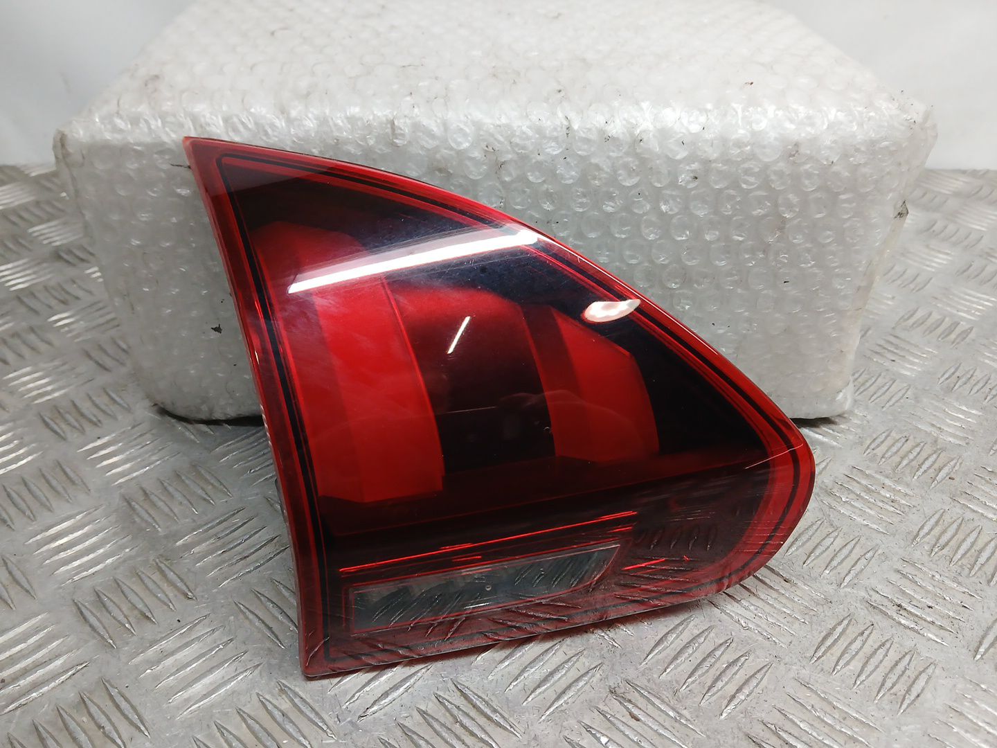 Piloto Trasero Izquierdo Interior para Peugeot 2008 I (Cu_)
