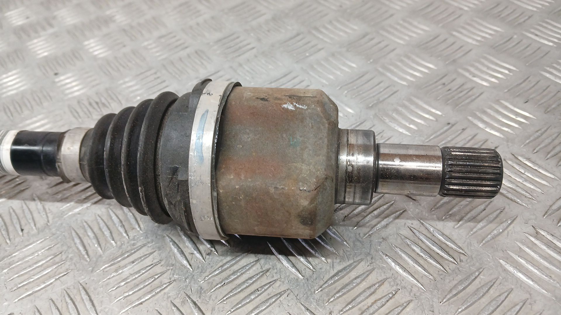 Transmision Delantera Izquierda para Peugeot 2008 I (Cu_)
