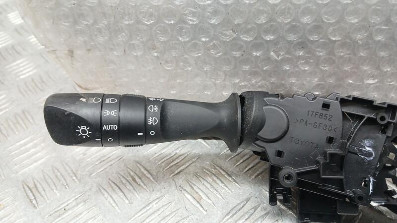 Mando Intermitentes para Toyota Auris