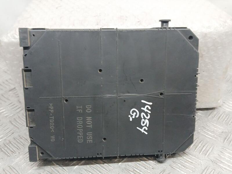 Caja Reles / Fusibles para Peugeot 308 Sw