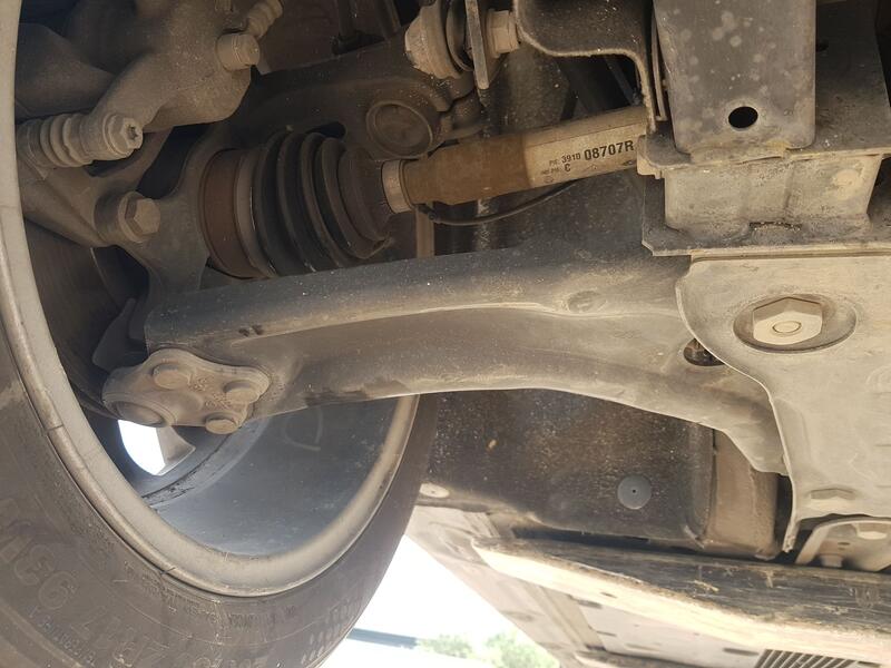 Brazo Suspension Inferior Delantero Derecho para Renault Megane Iv Hatchback (B9A/M/N_)