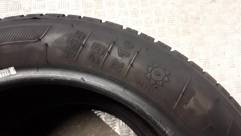 Neumatico Pareja para Neumaticos Reutilizados