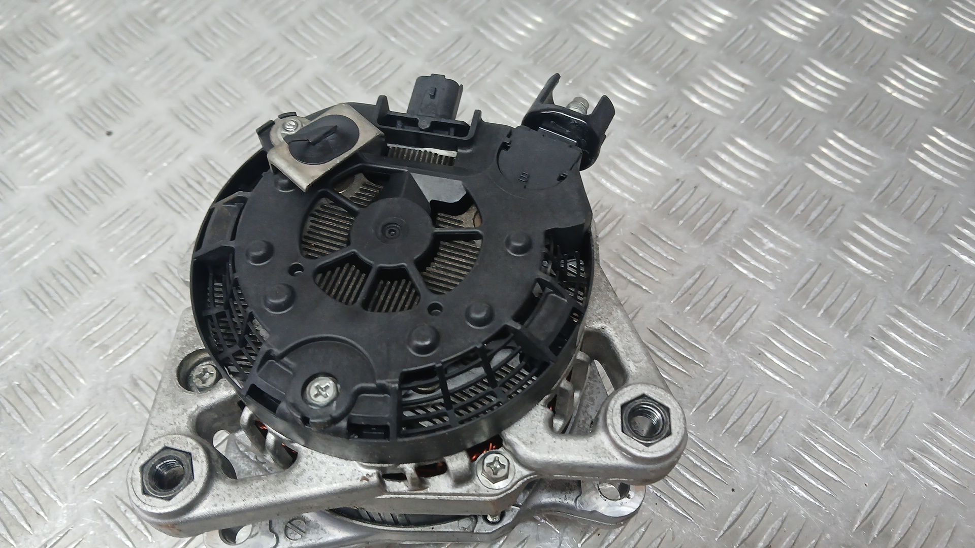 Alternador para Opel Combo Furgoneta/Monovolumen (K9)