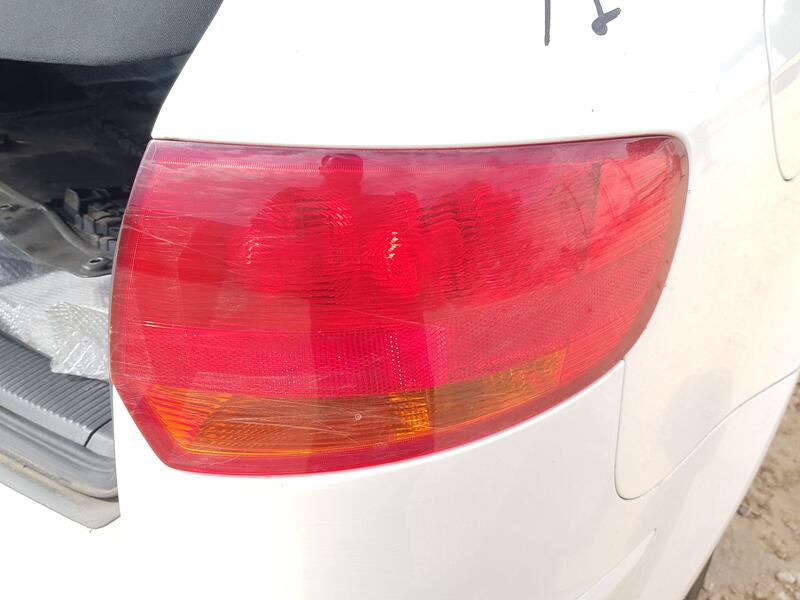 Piloto Trasero Derecho Exterior para Audi A3 (8P1)
