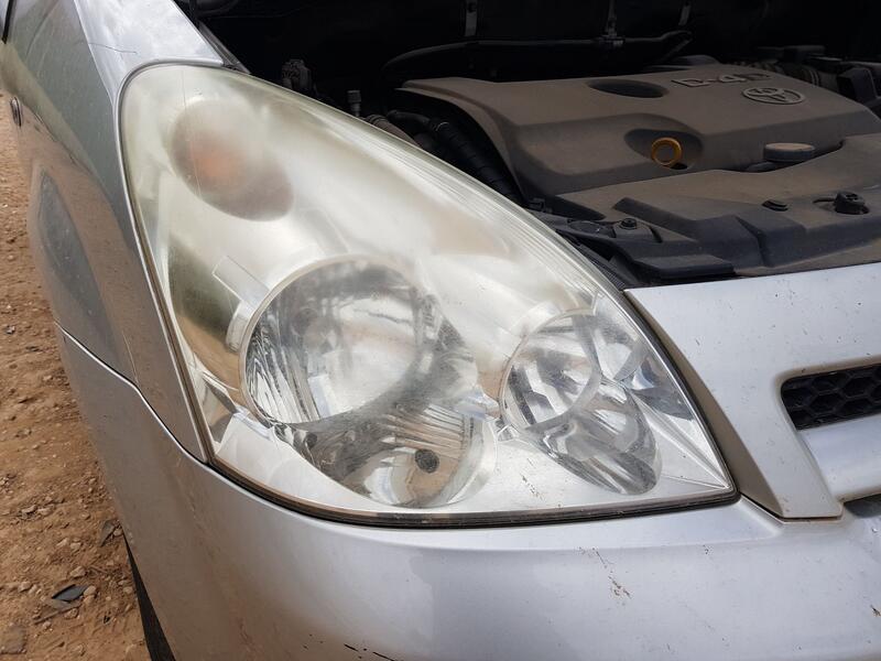 Faro Derecho para Toyota Corolla Verso (Zer_, Zze12_, R1_)