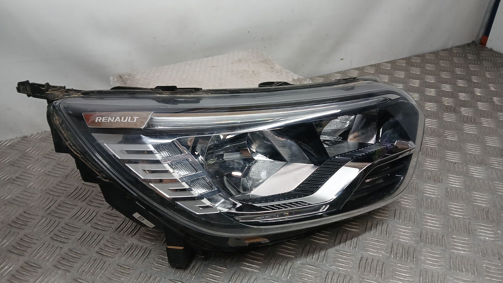 Faro Derecho para Renault Express Furgoneta/Monovolumen