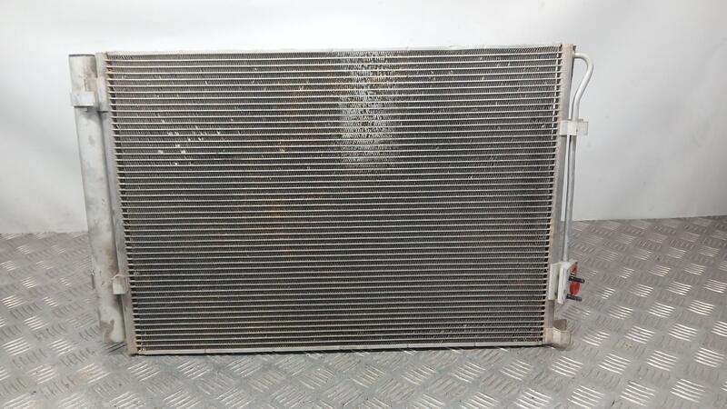 Condensador / Radiador Aire Acondicionado para Kia Stonic (Yb)