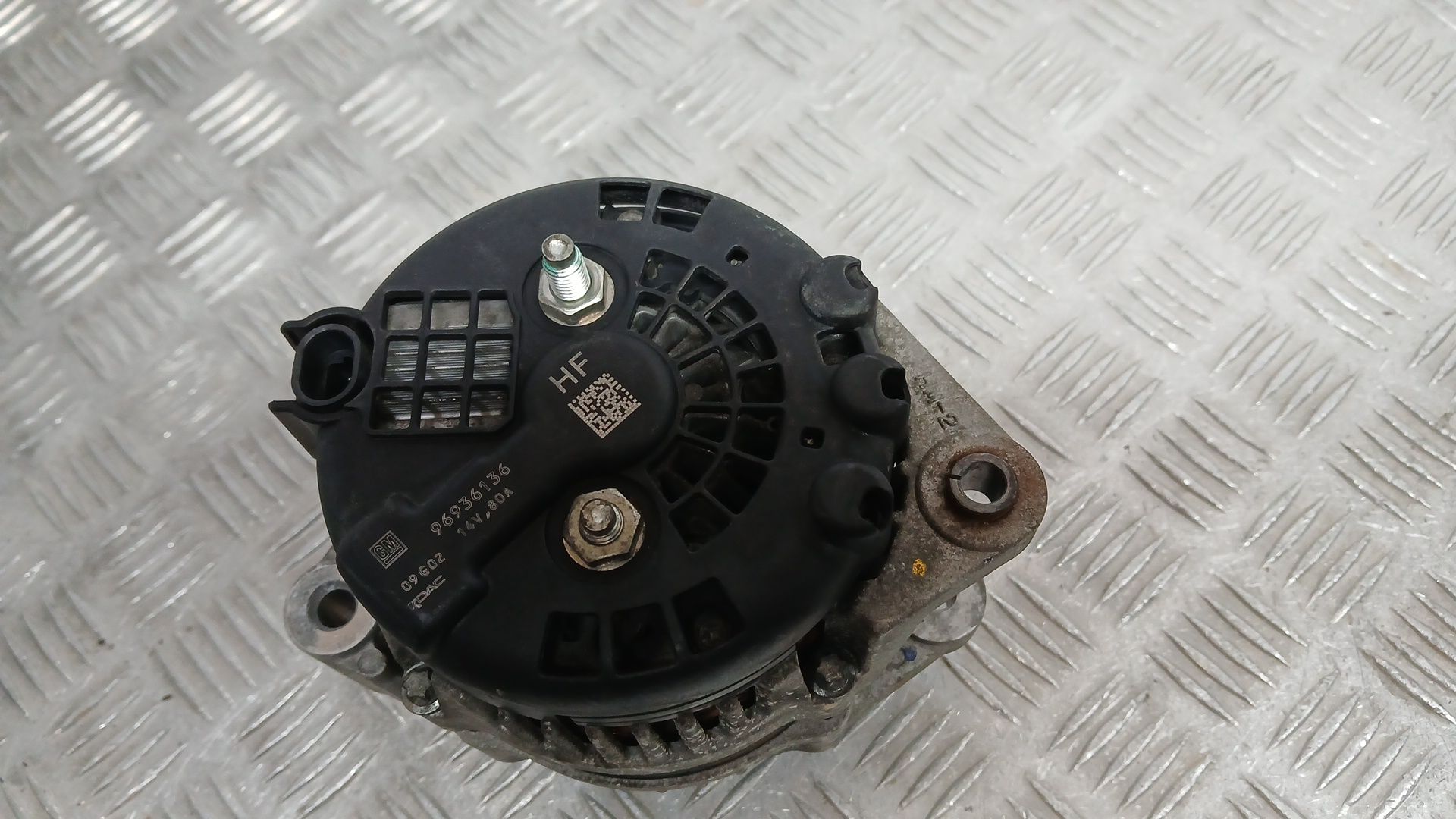 Alternador para Chevrolet Aveo / Kalos Hatchback (T250, T255)