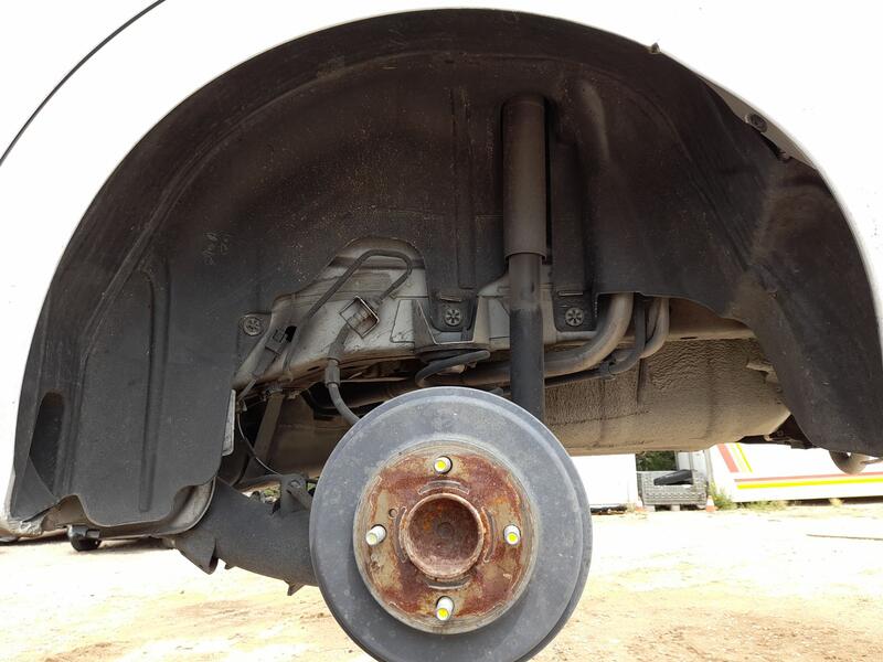 Plastico Pase Rueda Tras. Izq. para Ford Ka+ Iii (Uk, Fk)
