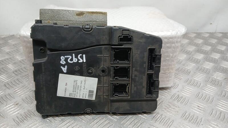 Caja Reles / Fusibles para Renault Megane Ii Familiar