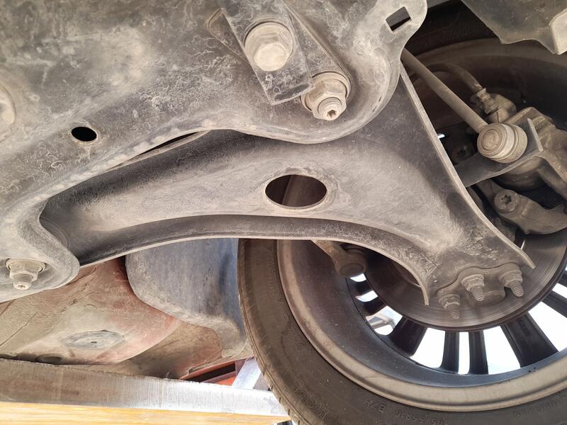 Brazo Suspension Inferior Delantero Izquierdo para Peugeot 208 I (Ca_, Cc_)