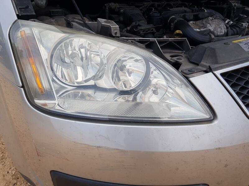 Faro Derecho para Ford Focus C-Max (Dm2)