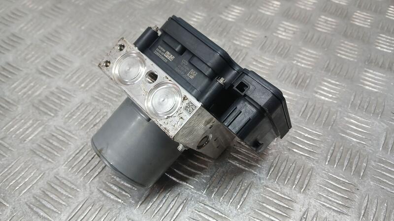 Abs para Lynk & Co 01