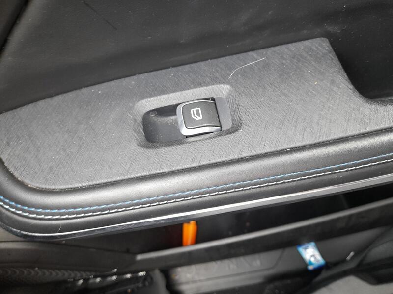 Mando Elevalunas Delantero Derecho para Lynk & Co 01