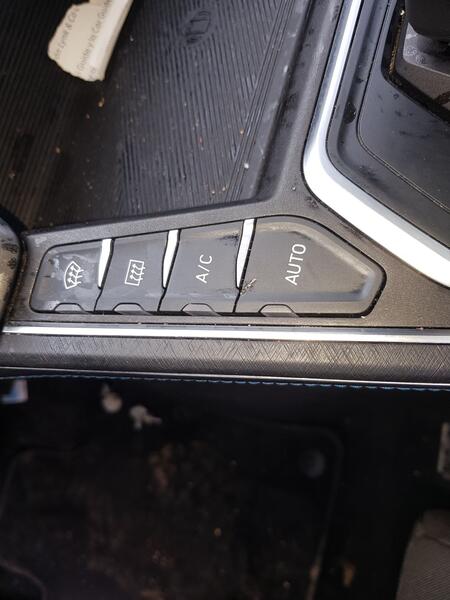 Mando Multifuncion para Lynk & Co 01