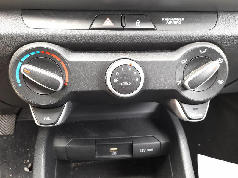 Mando Calefaccion / Aire Acondicionado para Kia Stonic (Yb)