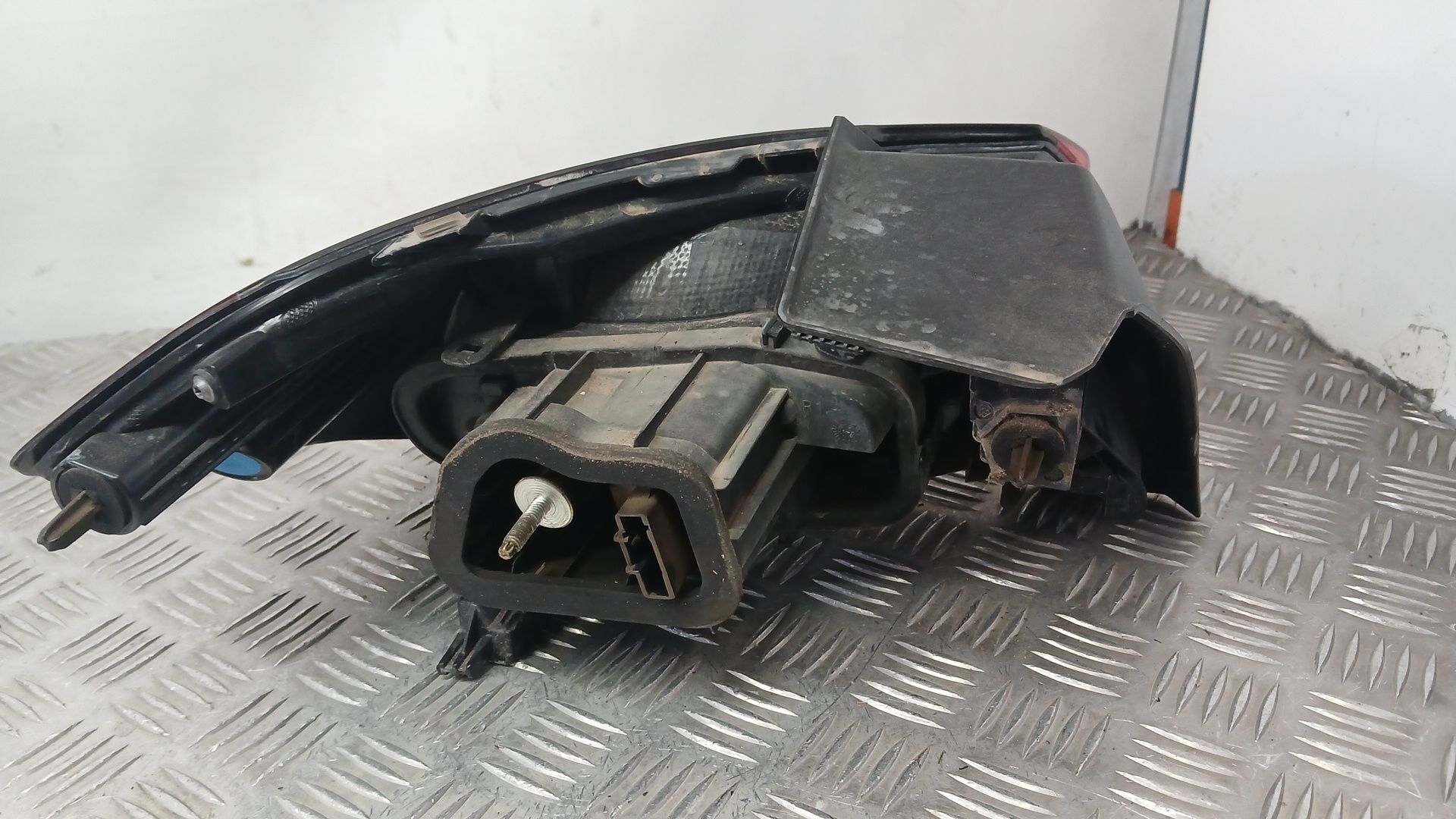 Piloto Trasero Derecho Exterior para Opel Corsa F (P2Jo)
