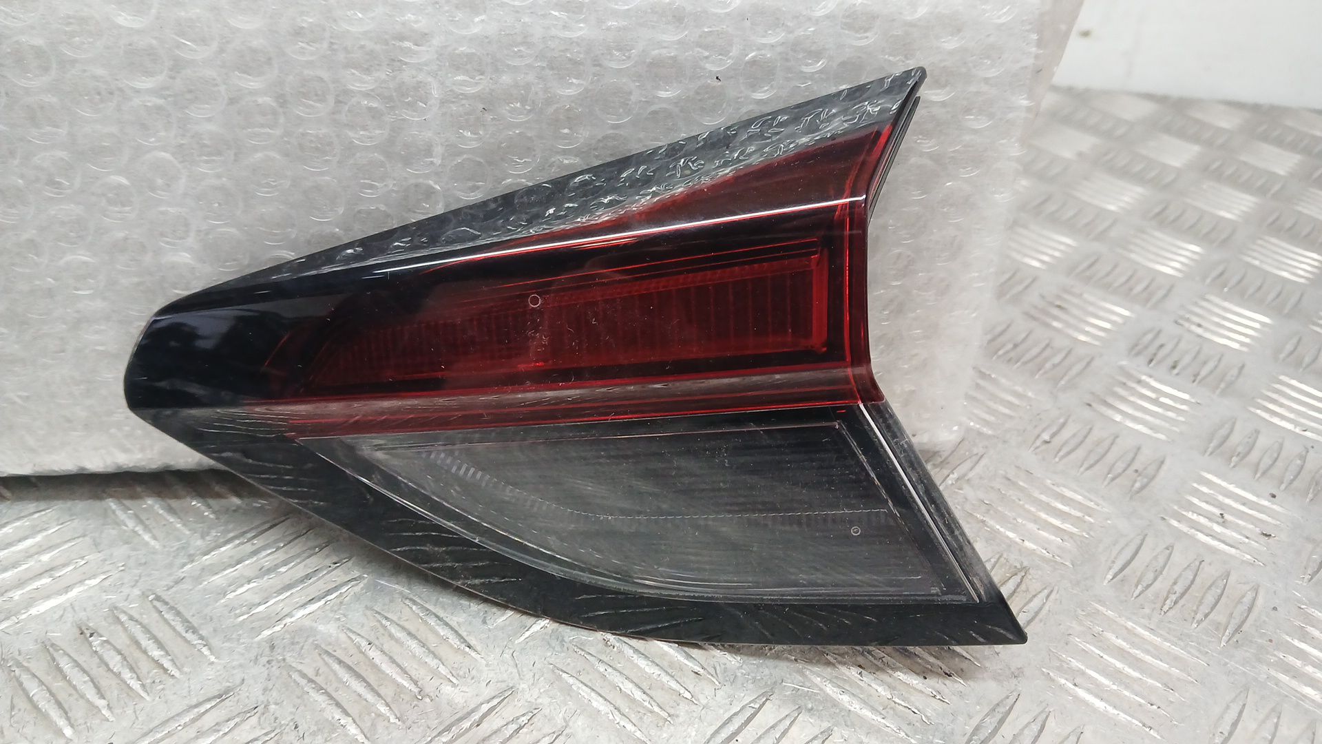 Piloto Trasero Derecho Interior para Opel Corsa F (P2Jo)