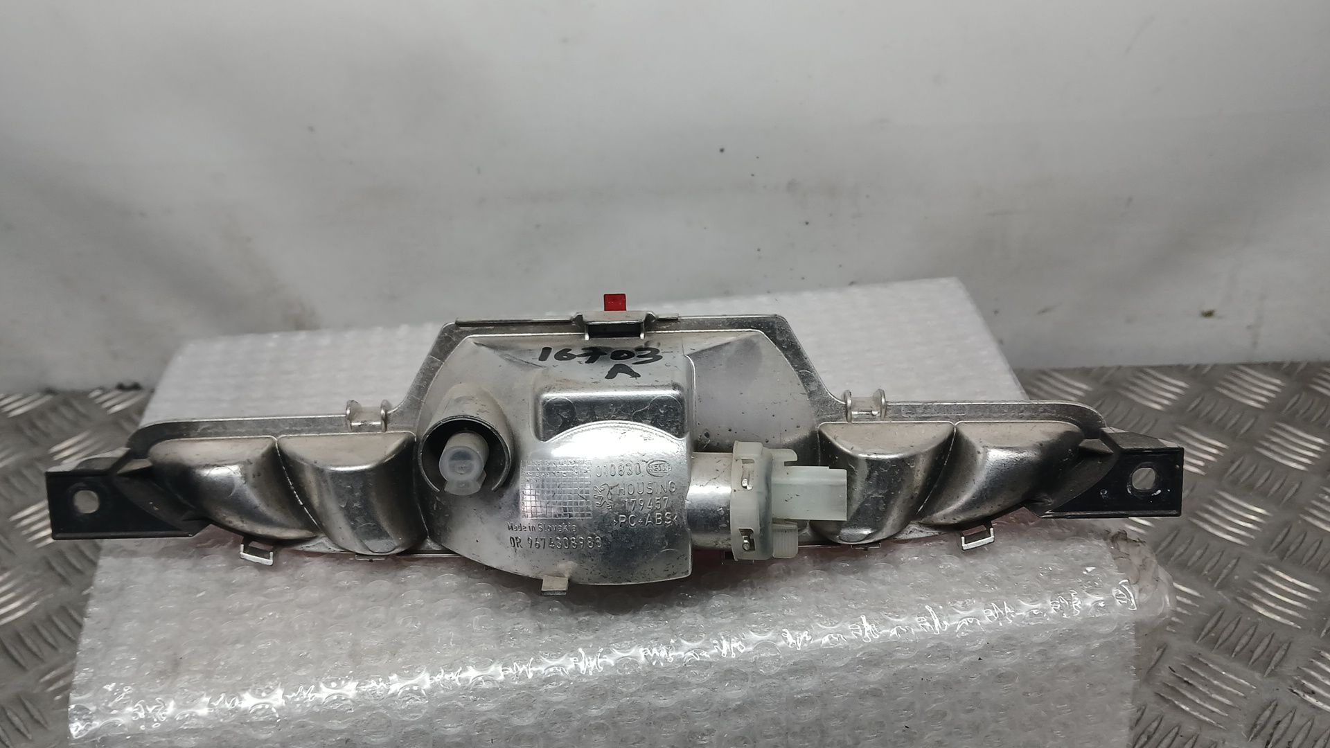 Piloto Trasero Central para Opel Corsa F (P2Jo)