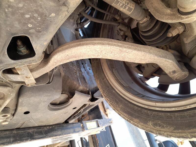 Brazo Suspension Inferior Delantero Izquierdo para Seat Exeo (3R2)