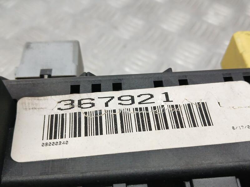 Caja Reles / Fusibles para Mercedes-Benz Clase M (W163)