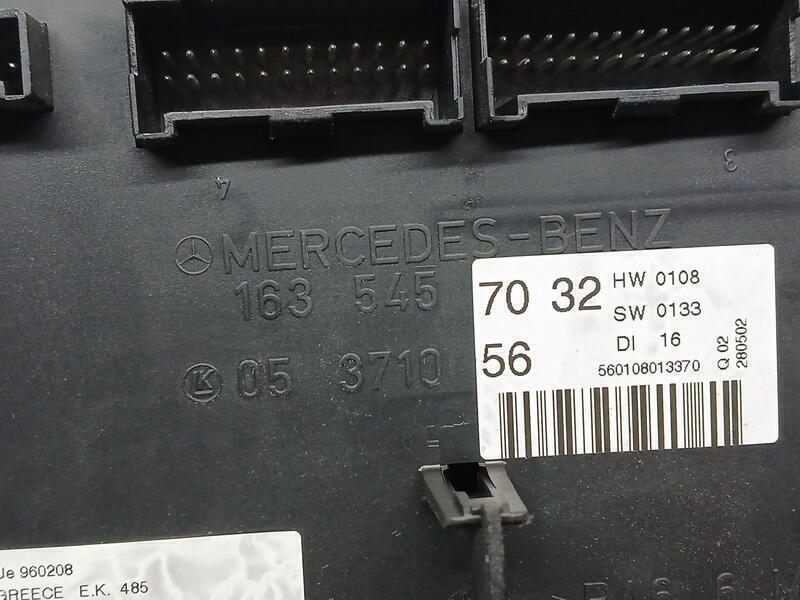 Caja Reles / Fusibles para Mercedes-Benz Clase M (W163)