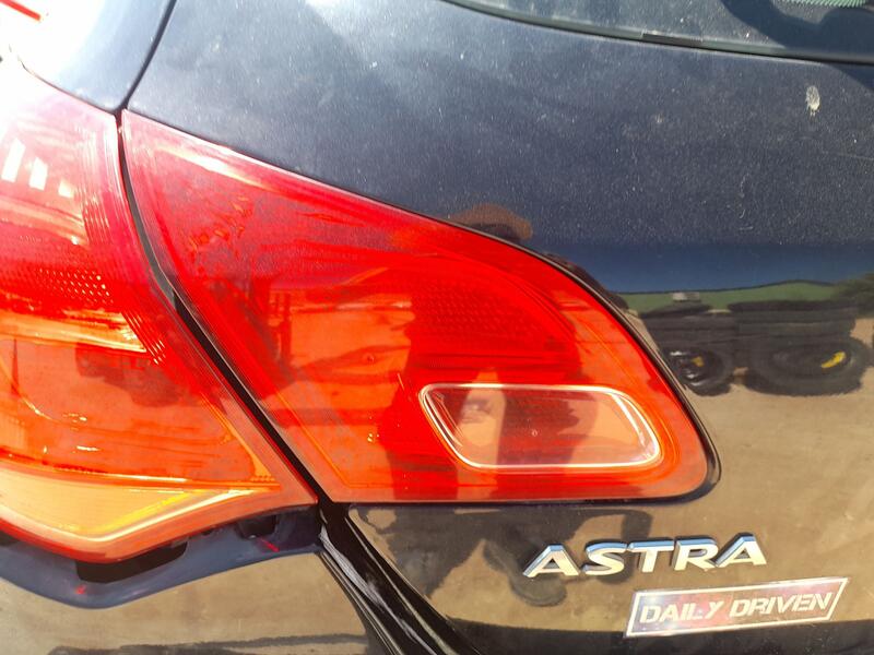 Piloto Trasero Izquierdo Interior para Opel Astra J (P10)