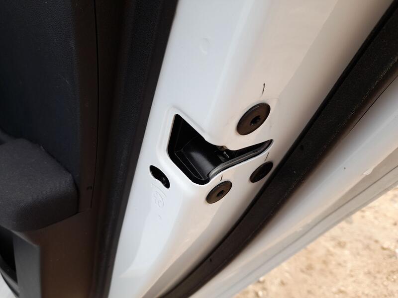 Cerradura Puerta Trasera Derecha para Mg Mg 3 (5Lfp)