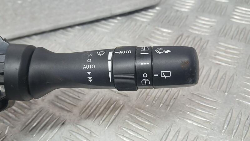 Mando Intermitentes para Toyota Iq