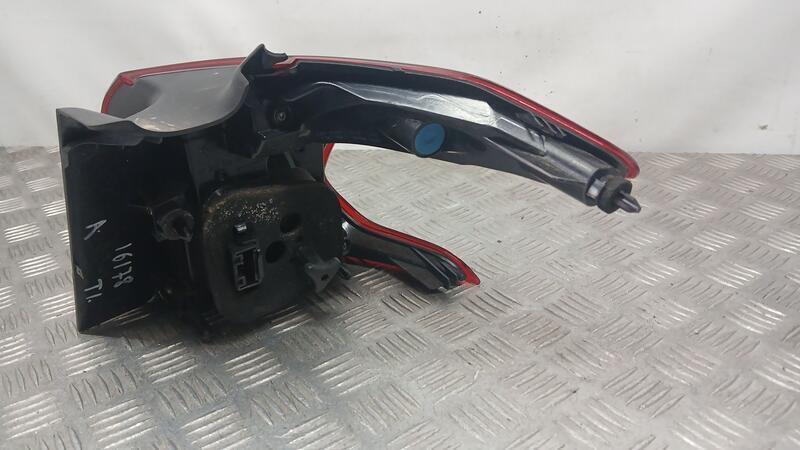 Piloto Trasero Izquierdo Exterior para Peugeot 2008 I (Cu_)
