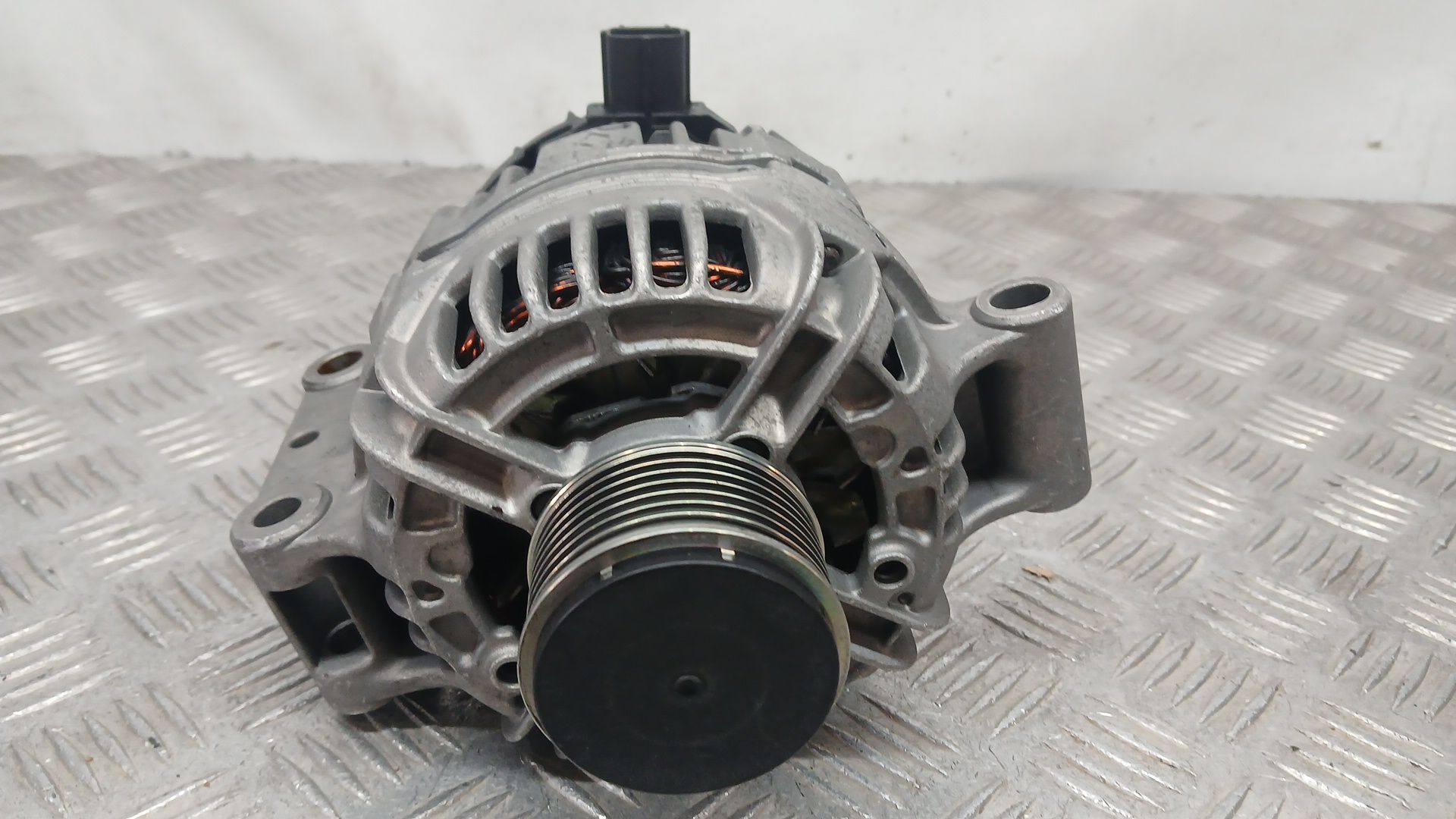 Alternador para Ford Transit Caja/Chasis (Fm_ _, Fn_ _)