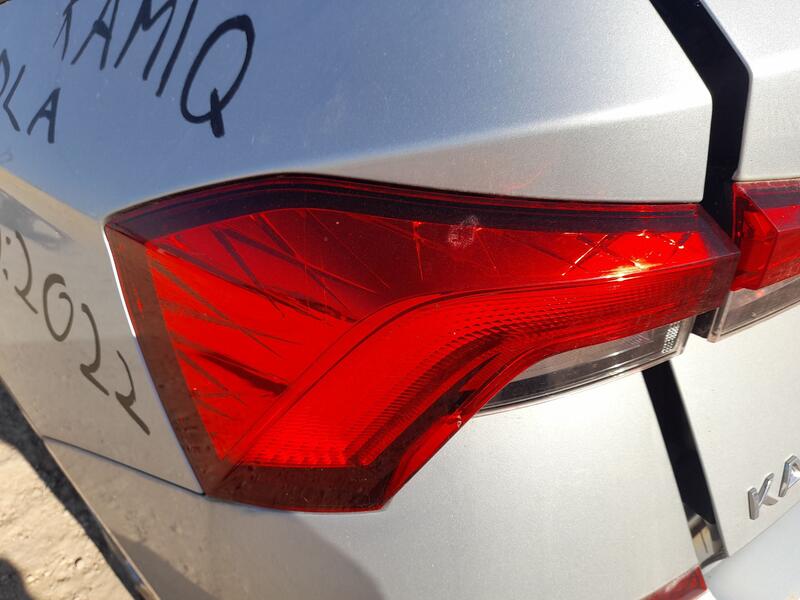 Piloto Trasero Izquierdo Exterior para Skoda Kamiq (Nw4)
