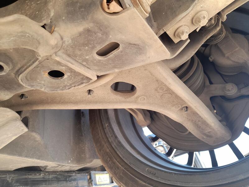 Brazo Suspension Inferior Delantero Izquierdo para Mercedes-Benz Cla (W117)