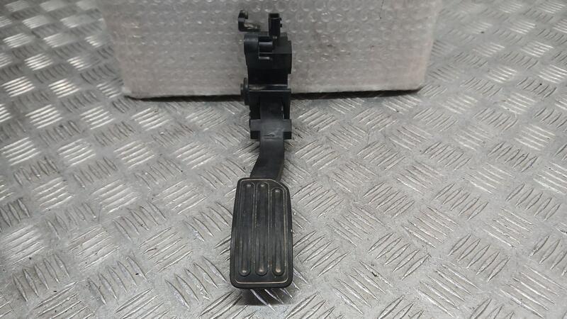 Potenciometro Pedal para Nissan Pulsar (C13)
