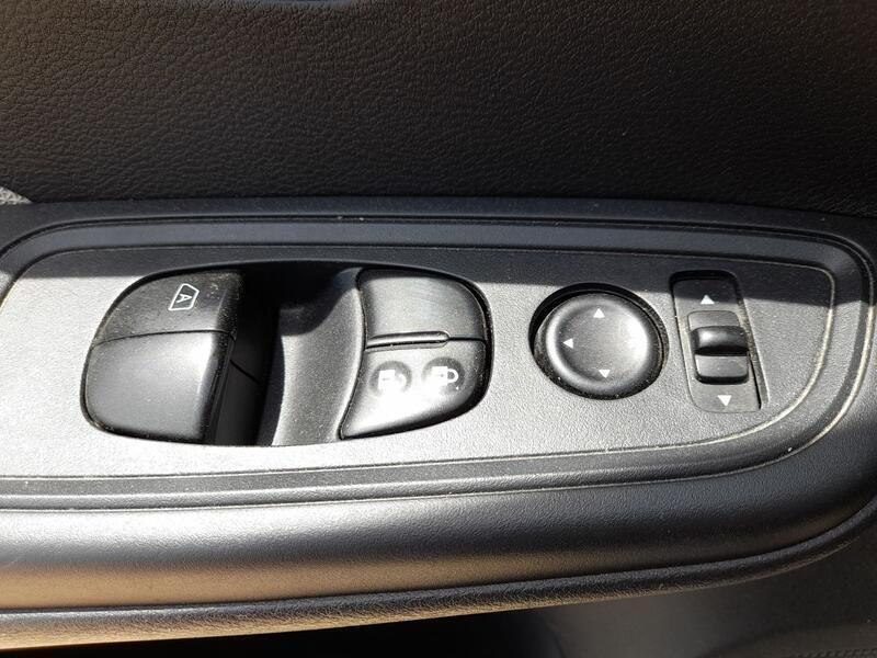 Mando Elevalunas Delantero Izquierdo para Nissan Micra V (K14)