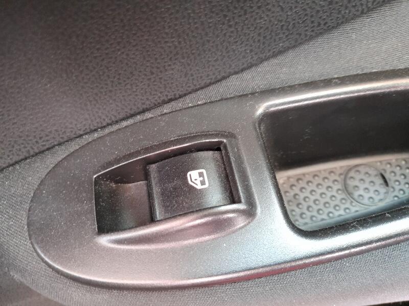 Mando Elevalunas Trasero Derecho para Fiat 500L (351_, 352_)