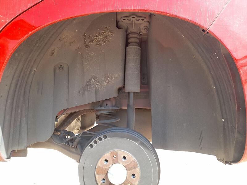 Plastico Pase Rueda Tras. Izq. para Fiat 500L (351_, 352_)