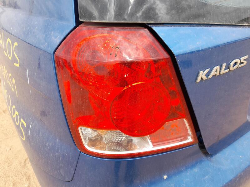 Piloto Trasero Izquierdo para Chevrolet Aveo / Kalos Hatchback (T200)