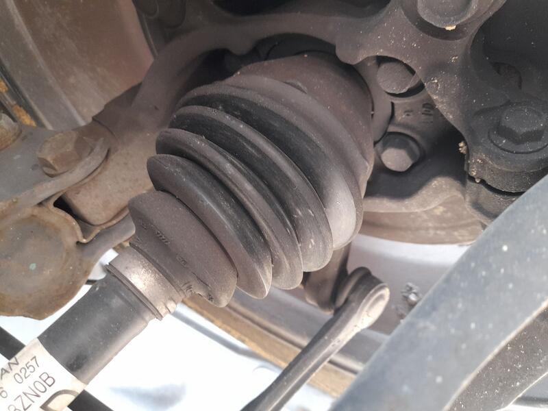 Transmision Delantera Izquierda para Nissan Pulsar Hatchback (C13)