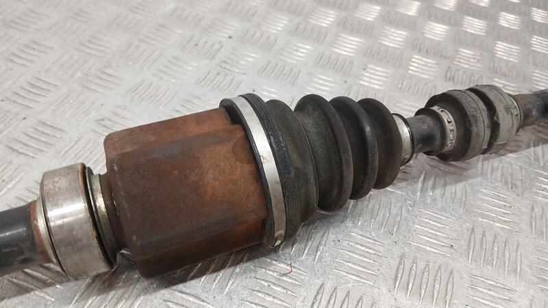 Transmision Delantera Derecha para Nissan Juke (F15)