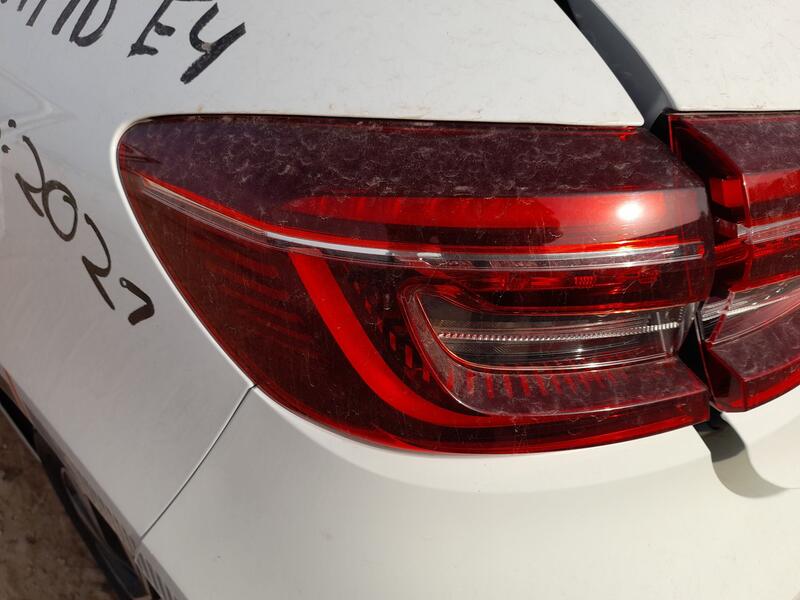 Piloto Trasero Izquierdo Exterior para Renault Clio V (B7_)