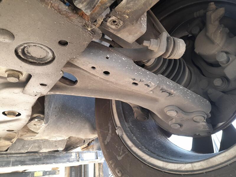 Brazo Suspension Inferior Delantero Izquierdo para Peugeot 5008 Ii (Mc_, Mj_, Mr_, M4_)