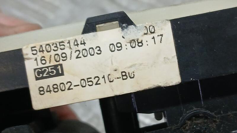 Mando Elevalunas Delantero Izquierdo para Toyota Avensis Wagon (T25)