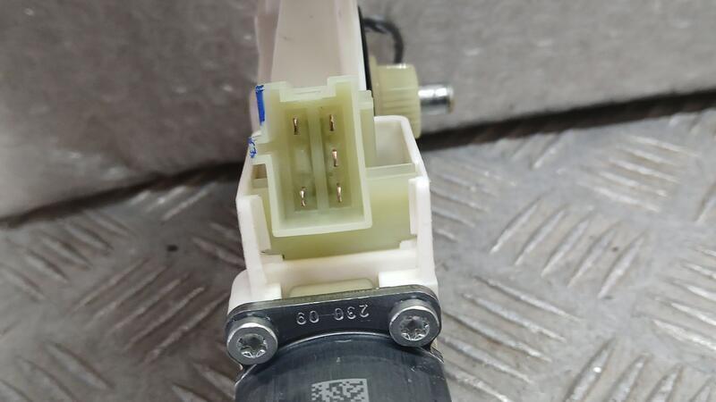 Motor Elevalunas Delantero Izquierdo para Mercedes-Benz Clase E (W212) Lim.