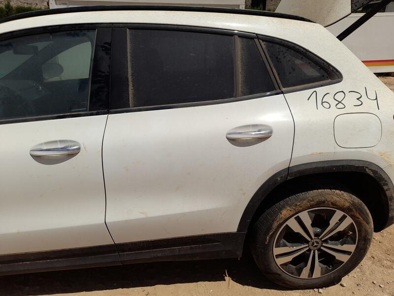 Puerta Trasera Izquierda para Mercedes-Benz Gla (H247)